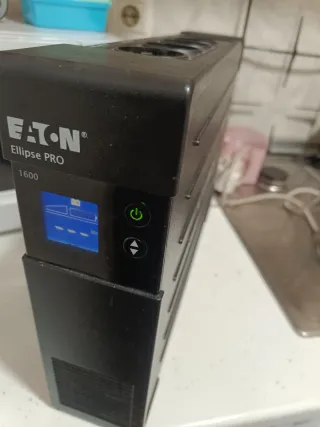 SAI Eaton Ellipse PRO 1600 VA (1000W) – Funciona p