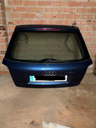 Portón trasero Audi A3 azul