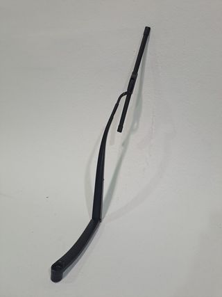 BRAZO LIMPIA DELANTERO IZQUIERDO HYUNDAI I40