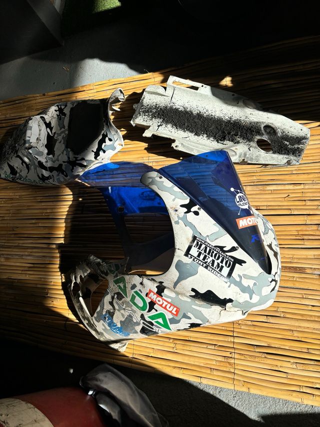 Tapas carenado Fibra Yamaha R1