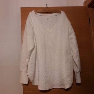 Blusa cuello V manga larga textura