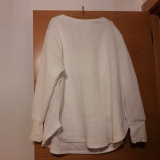 Blusa cuello V manga larga textura