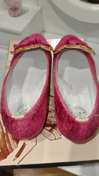 Zapatos de fallera rosa como nuevos!!