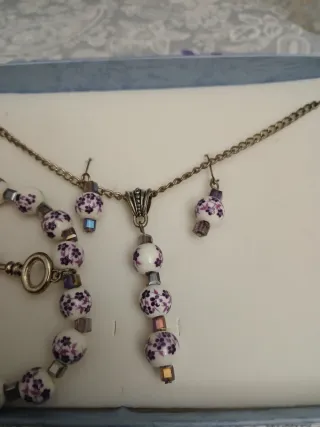 Conjunto de joyería con llave