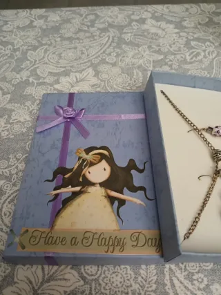 Conjunto de joyería con llave