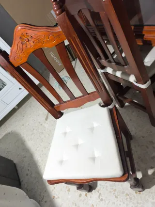 Mesa extensible madera maciza y 6 sillas