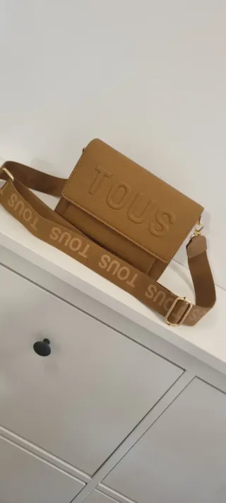 Bolso Tous bandolera beige y marrón