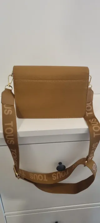 Bolso Tous bandolera beige y marrón
