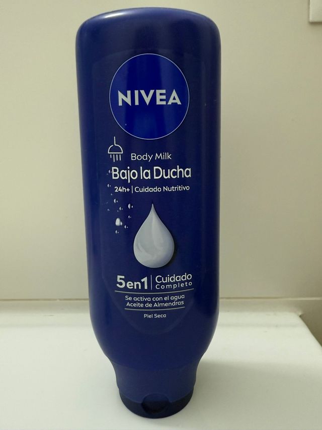 Nivea Body Milk Sotto la Doccia Pelle Secca