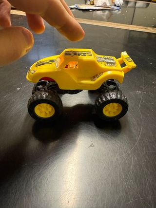 Macchinina giocattolo Hot Wheels – Sorpresa Kinder