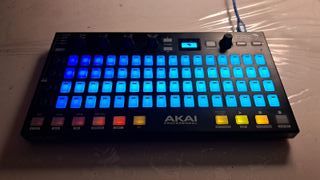 Akai Professional FIRE - Controlador MIDI