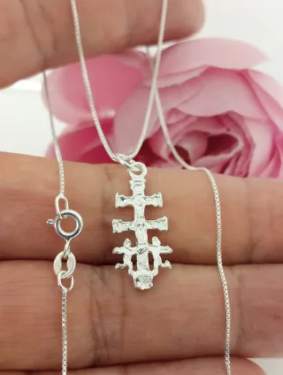 Cruz Caravaca Plata 925 con Cadena