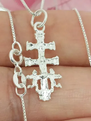 Cruz Caravaca Plata 925 con Cadena