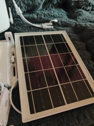 Cámara vigilancia con panel solar