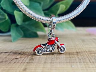 Charm Moto Harley Roja - Plata