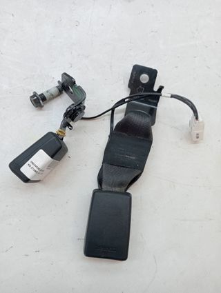 ENGANCHE CINTURON KIA STONIC