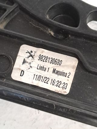 ELEVALUNAS DELANTERO DERECHO OPEL MOKKA (2)