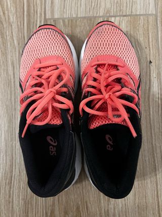 Zapatillas Asics Mujer Rosa y Negro