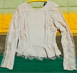 Blusa Rosa palo  Encaje Manga Larga Peplum