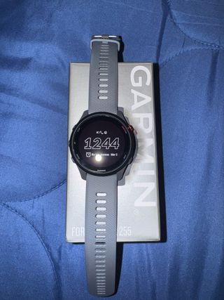 Reloj Garmin Forerunner 255