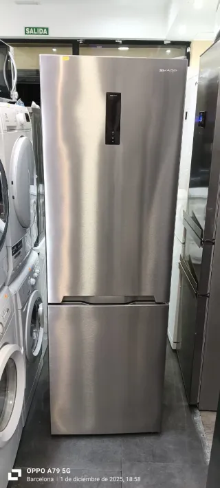 Nevera Sharp Acero Inoxidable no Frost energía A++