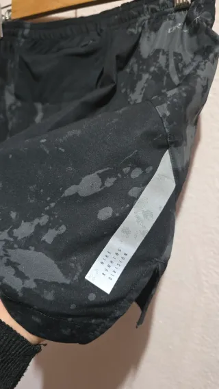 Short nike stride running division