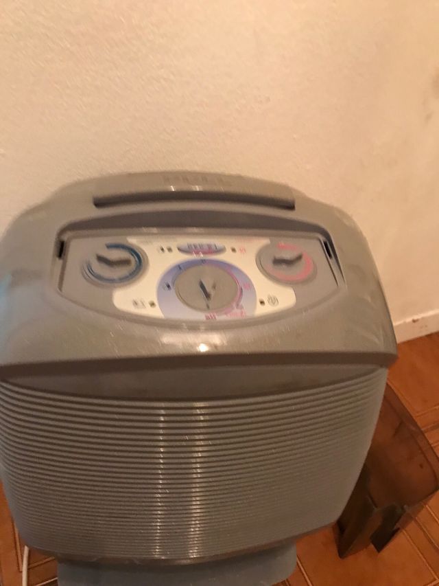 Deshumidificador DeLonghi DEC 21 Gris