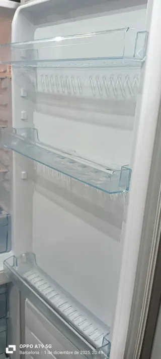 Nevera Combi Daewoo no Frost energía A+