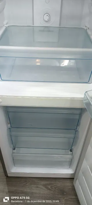 Nevera Combi Daewoo no Frost energía A+