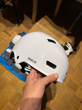 Patines niña T.33-37 + Casco y Rodilleras