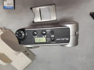 Canon PowerShot 600 – Fotocamera Digitale Vintage