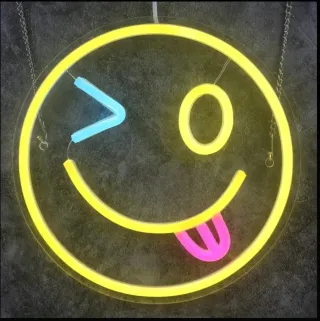 Lampada Neon LED "Emoji Ammiccante"