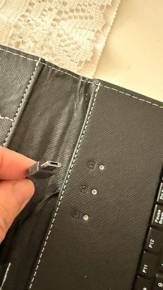 Funda Tablet con Teclado USB/Micro-USB