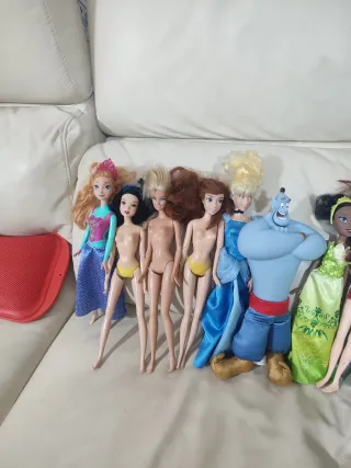 Lotto Bambole Principesse Disney e Altri