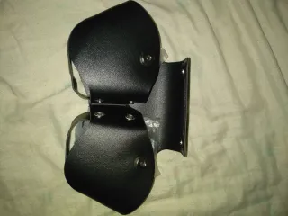 Custodia in pelle per AirPods Max