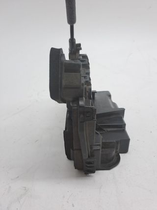 CERRADURA PUERTA DELANTERA DERECHA VOLKSWAGEN GOLF VII LIM.