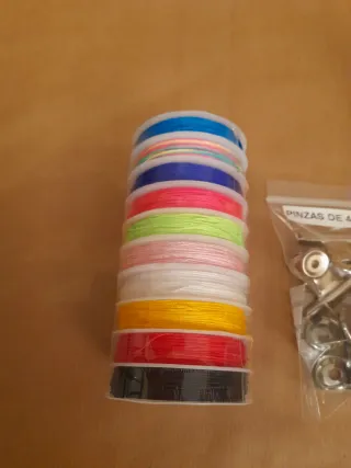 Set para hacer pulseras.