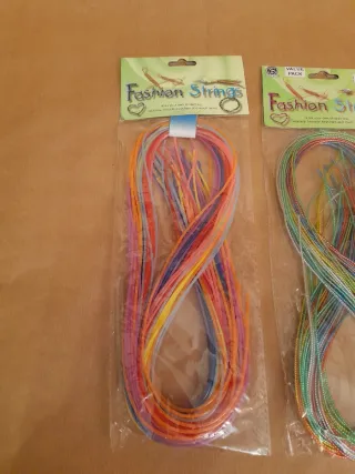 Hilos Plástico Scoubidous Colores Variados.