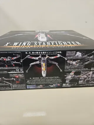Maqueta Bandai Star Wars X-Wing 1/48