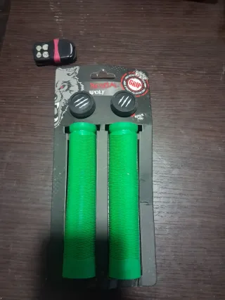 Puños Scooter Freestyle Wolf Naranja ,verde o amar