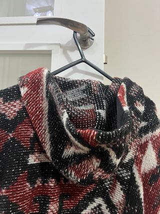 Abrigo capa Bershka Talla M