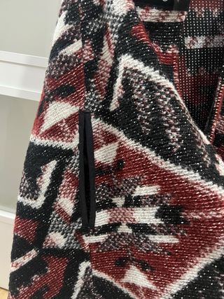 Abrigo capa Bershka Talla M