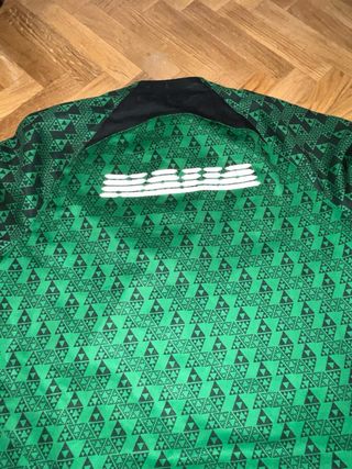Chaqueta Nike Nigeria Verde y Negra