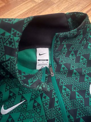 Chaqueta Nike Nigeria Verde y Negra