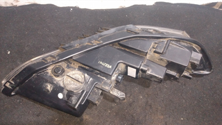 FARO IZQUIERDO HYUNDAI SANTA FE Essence 2WD |