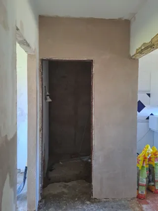Albañileria , fontaneria , electricidad y pintura
