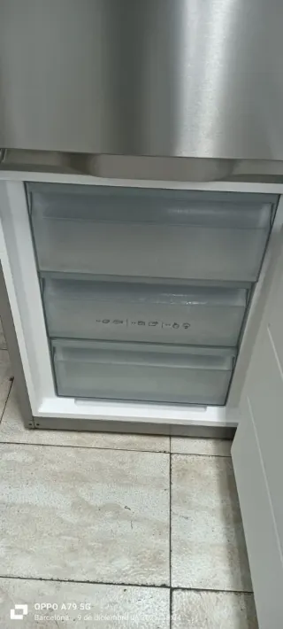 NEVERA COMBI SHARP NO FROST ENERGÍA A++