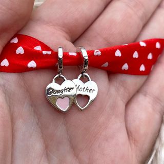 CHARM MADRE E HIJA CORAZONES DIVISIBLE