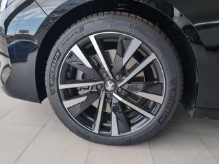 Peugeot 508 5P HYBRID 225 e-EAT8 GT