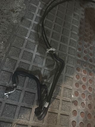 Tubo combustible vehículo Ref 9845336580 nuevo.